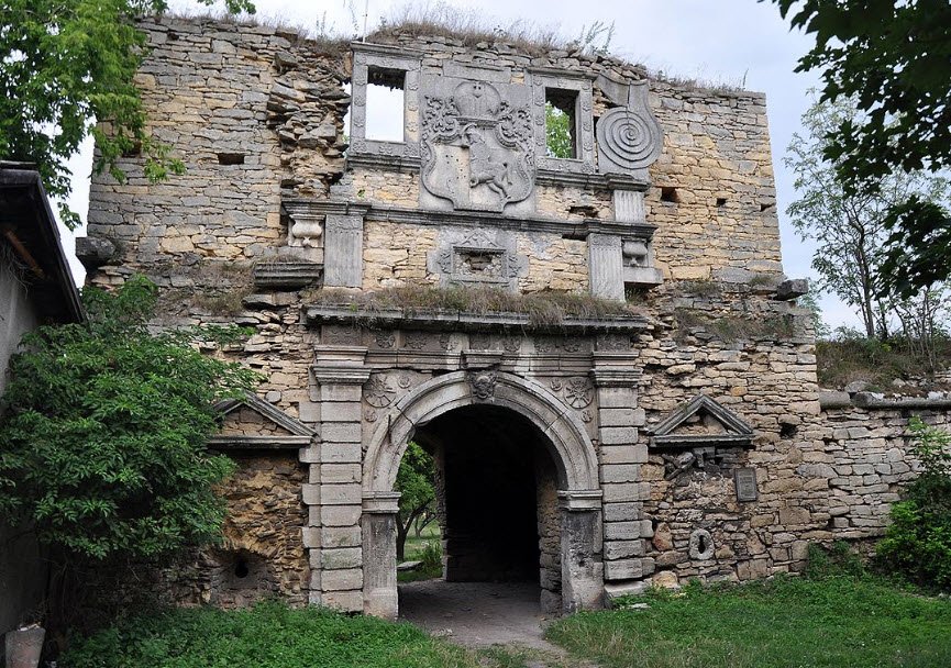 Chernelytsia Castle, Chernelytsia, Ukraine, Ukraine